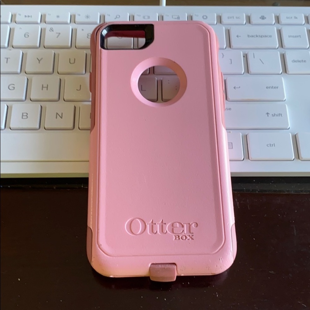 Otter Box case IPhone 8
